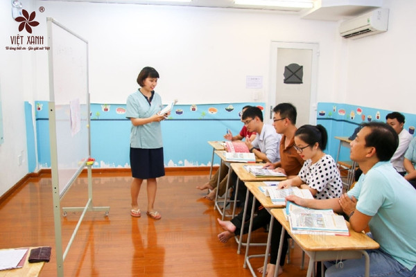 Tuyển dụng và đào tạo đội ngũ giảng viên chất lượng