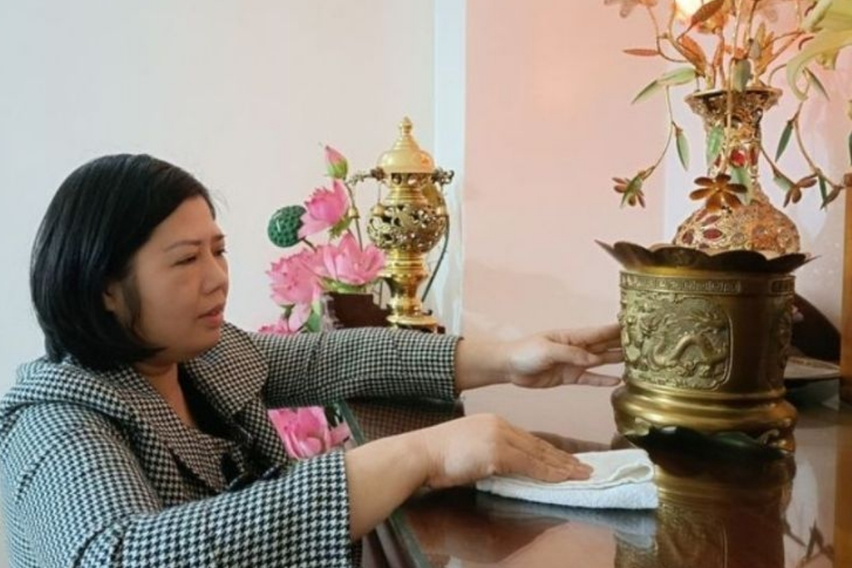Cách lau dọn bàn thờ 23 tháng Chạp chuẩn phong tục