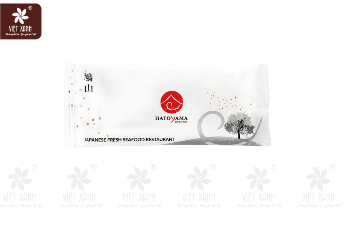 Giá trị chiến lược của việc in khăn lạnh cao cấp trong F&B