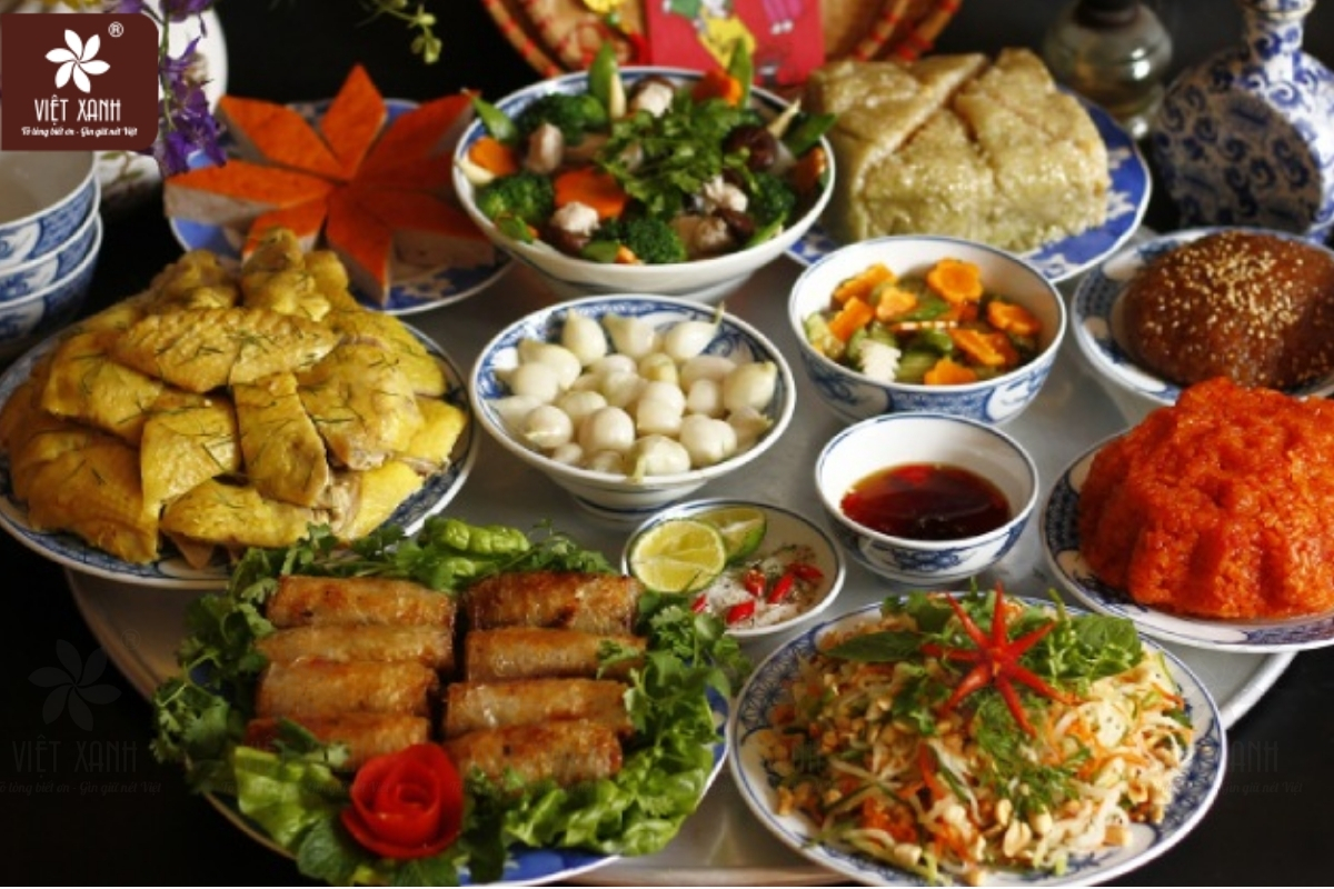 Thực đơn cỗ mặn truyền thống