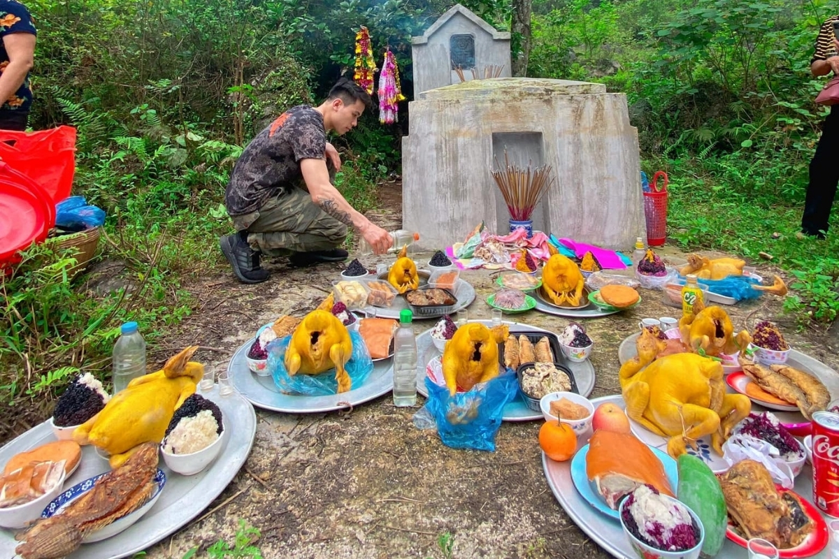 Sắm sửa mâm lễ cúng Thanh Minh tươm tất