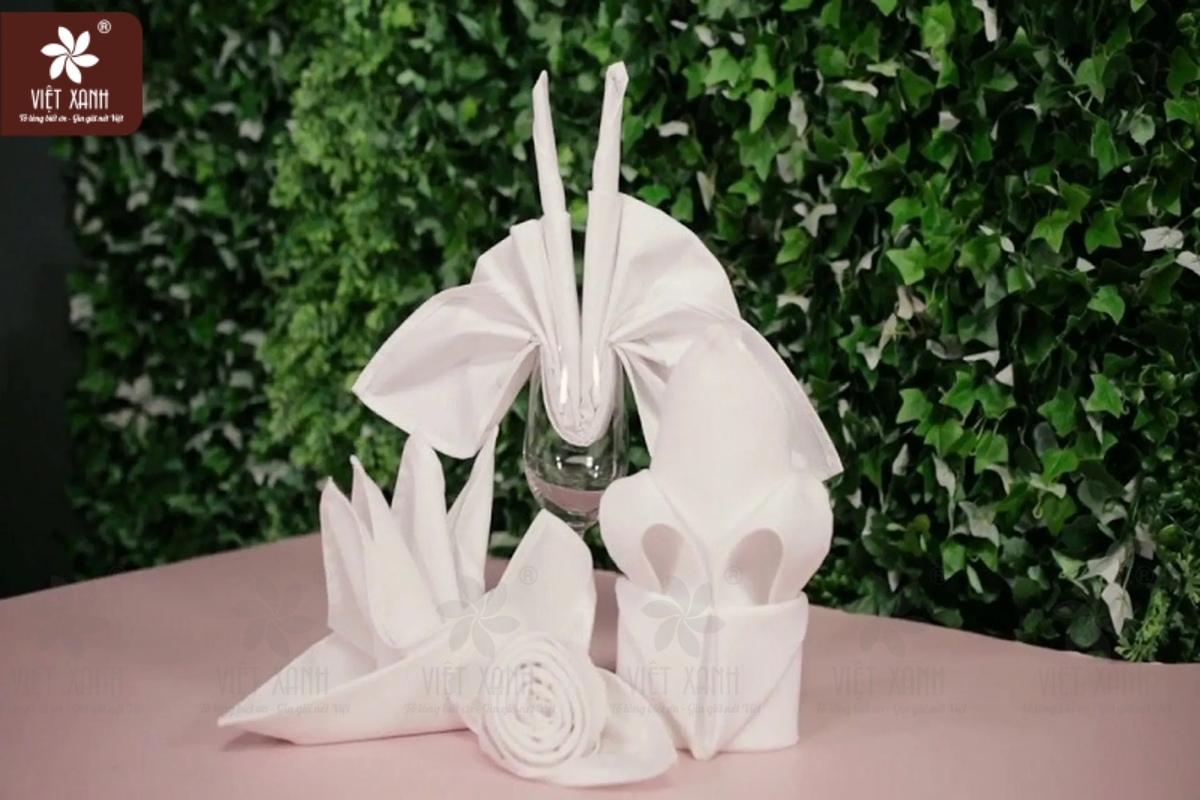 tầm quan trọng của nghệ thuật gấp khăn