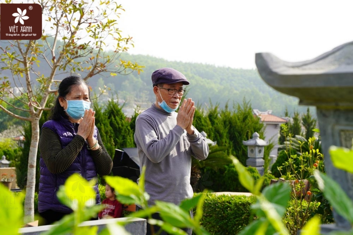 Ý nghĩa thiêng liêng của việc đọc văn khấn tảo mộ Tết Thanh Minh