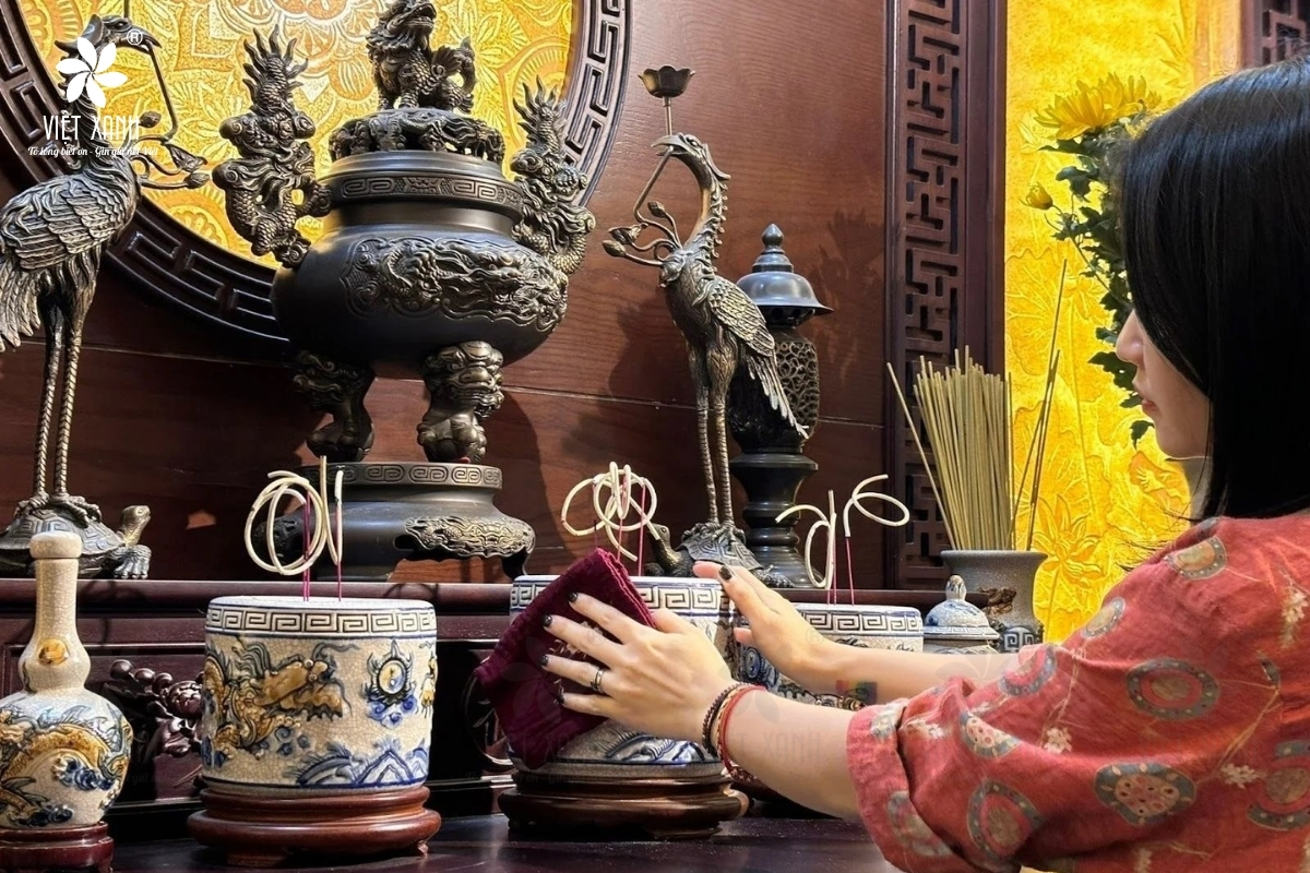 Bài Khấn Trước Khi Tỉa Chân Nhang