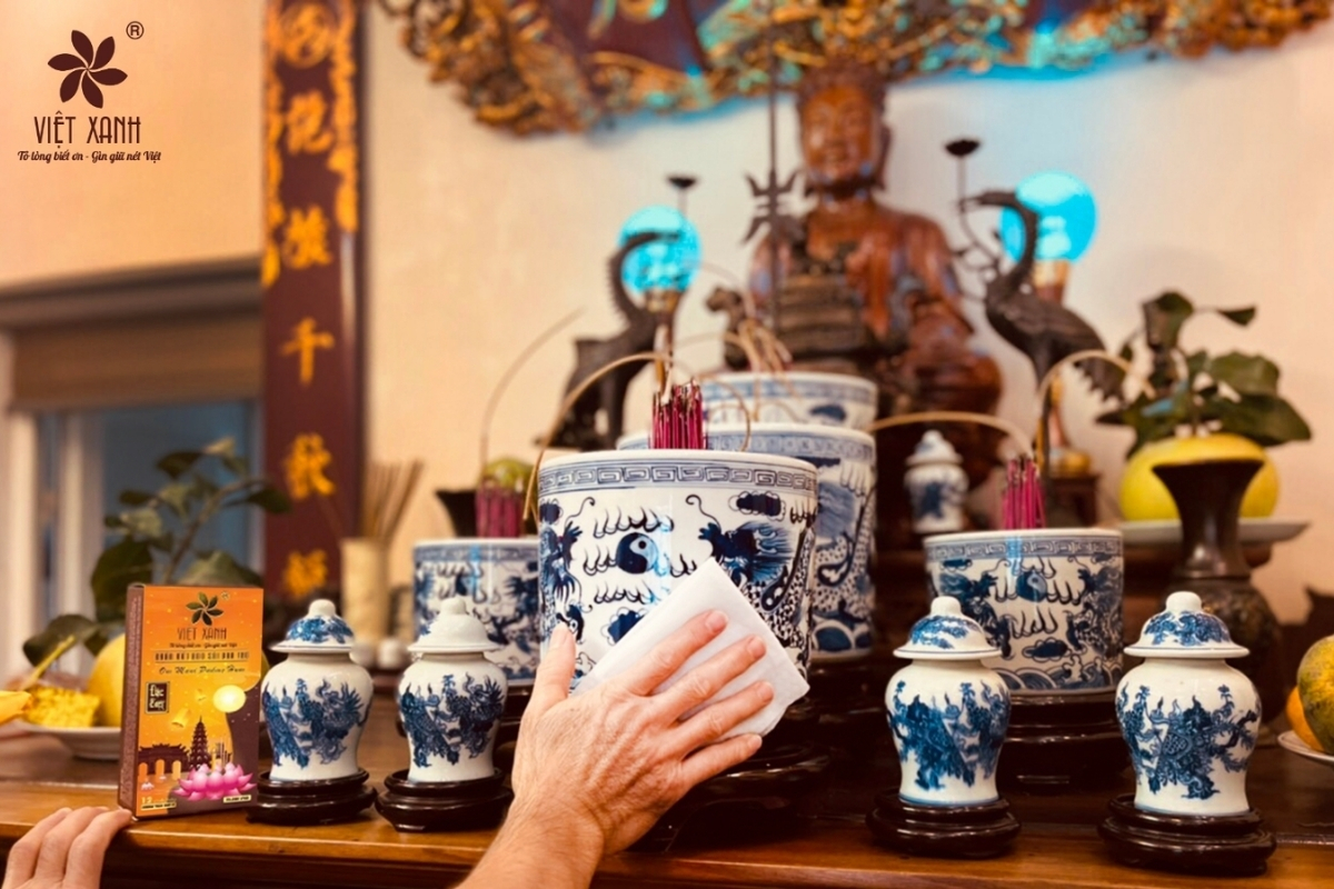 Bao sái ban thờ đơn giản hơn với sản phẩm Khăn ướt bao sái ban thờ của Việt Xanh