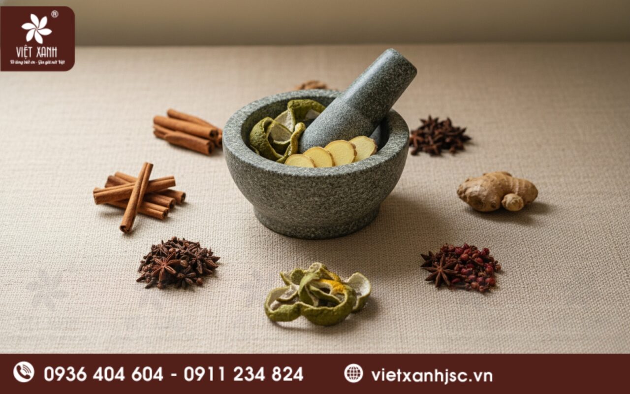 nước ngũ vị tẩy uế gồm những gì