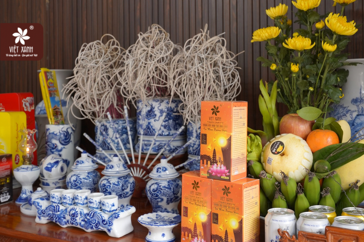 dọn dẹp ban thờ