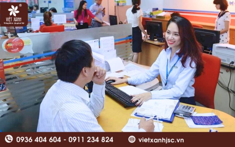 giỗ tổ hùng vương ngân hàng có làm việc không?