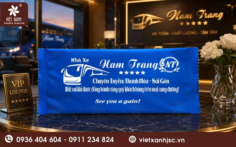 Giải mã sức hút của chiếc khăn lạnh nhà xe đối với hành khách