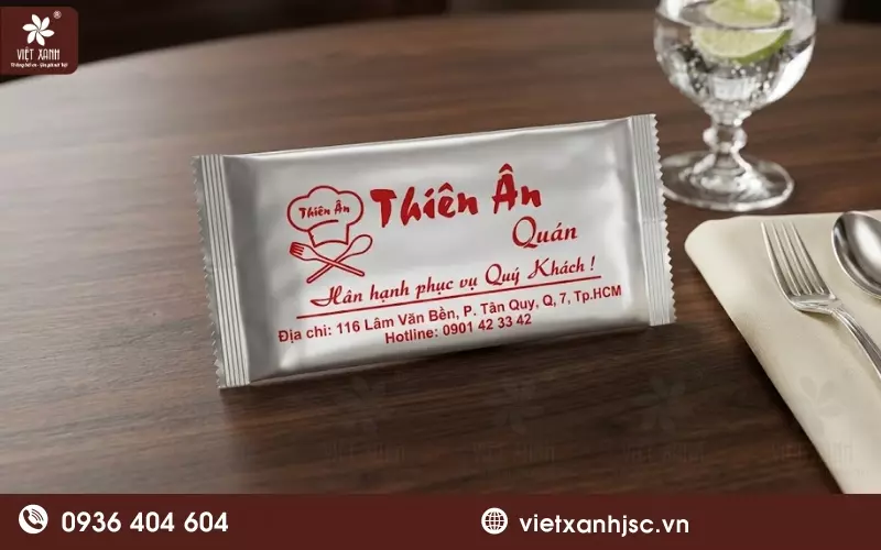 khăn lạnh tại cửa tùng