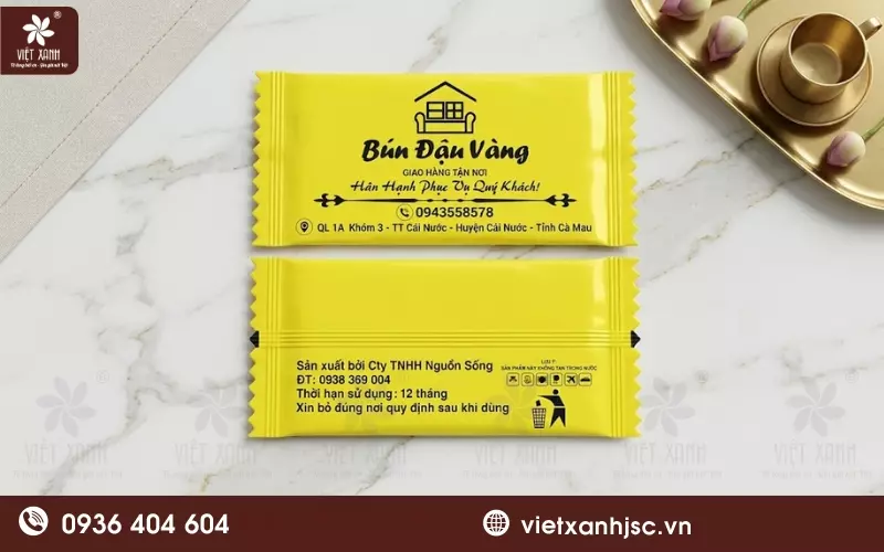 Khăn lạnh tại bến xe Mỹ Đình