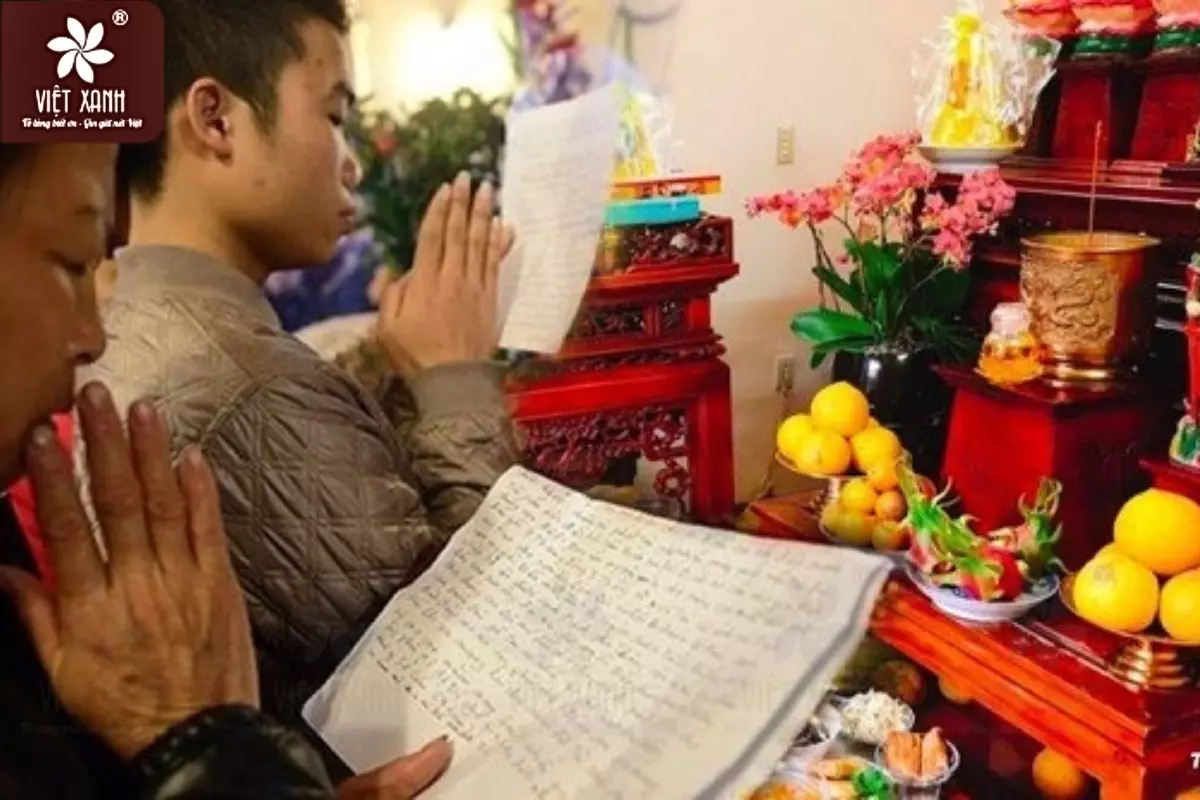 thắp hương và đọc văn khấn