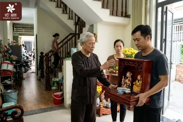 Bàn thờ thần tài không nên đặt ở đâu? Các góc khuất và nơi ẩm thấp